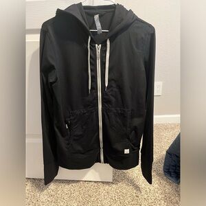 Vuori ladies zip up hoodie size extra small